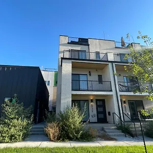 Apartment Private, Cozy, By Mile High Stadium And Downtown Denver!, Denver