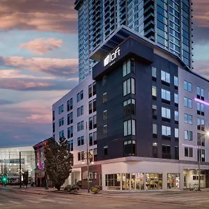 3* Отель Aloft Downtown