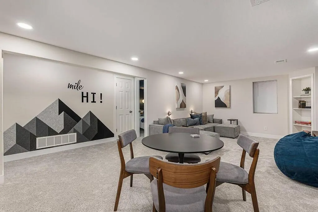 Mile Hi: Amenities Galore Villa Denver Holiday home